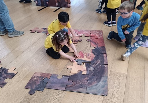 Infancias disfrutando del Día de Gabriela